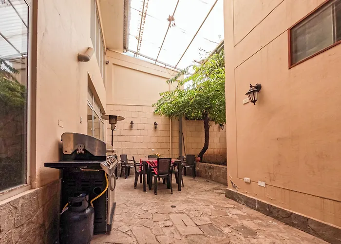 Pikaflor Bed & Breakfast 4*